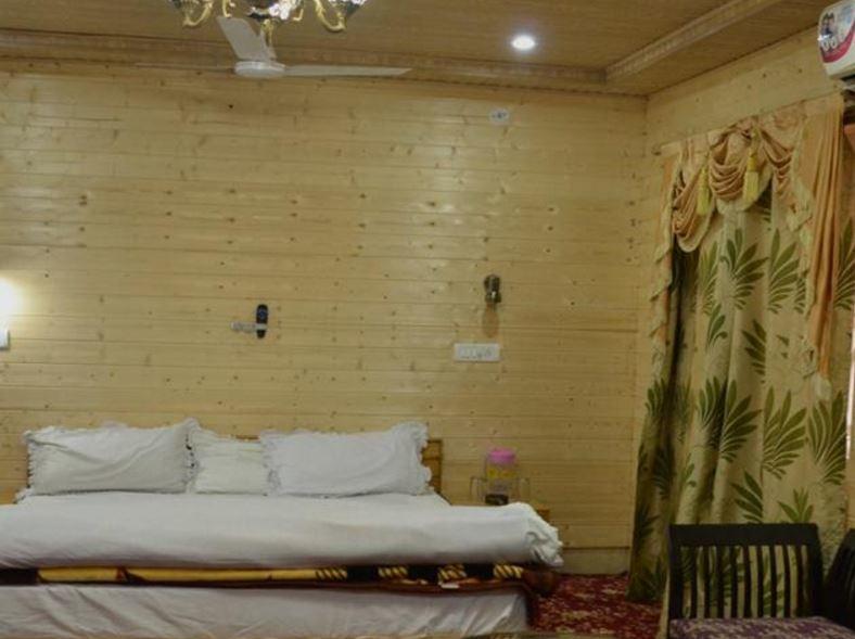 Hotel Grg Residency Srīnagar Exterior foto